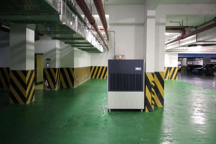 為什么企業(yè)倉庫都選擇環(huán)科除濕機(jī)？